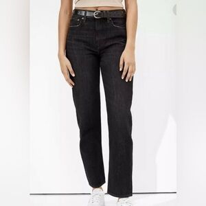 American Eagle Outfitters 90’s Boyfriend Jeans Black size 2 long